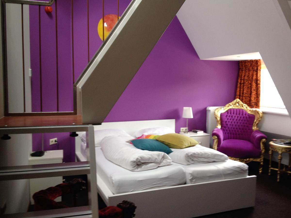 Erg Leuk Hotel Lunchroom Bed And Breakfast 费尔普 外观 照片